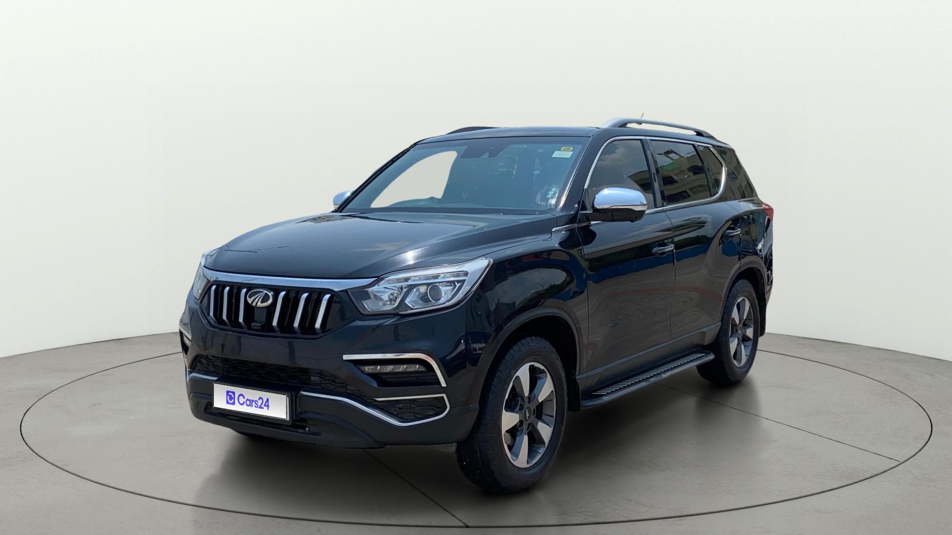 View 2019 Mahindra Alturas G4 4WD AT Image 23 Used 2019 Mahindra Alturas G4 4WD AT Image 23