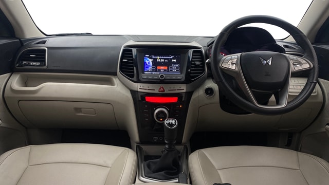 View Mahindra XUV300 Image 16 Used Mahindra XUV300 Image 16