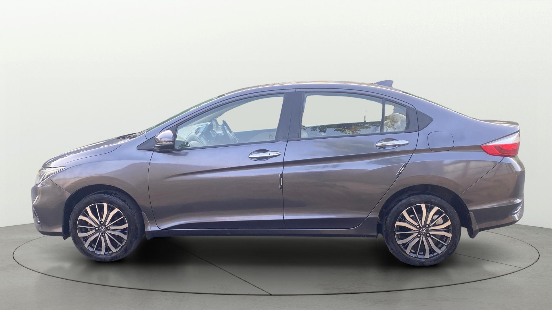 View 2020 Honda City ZX CVT Image 6 Used 2020 Honda City ZX CVT Image 6