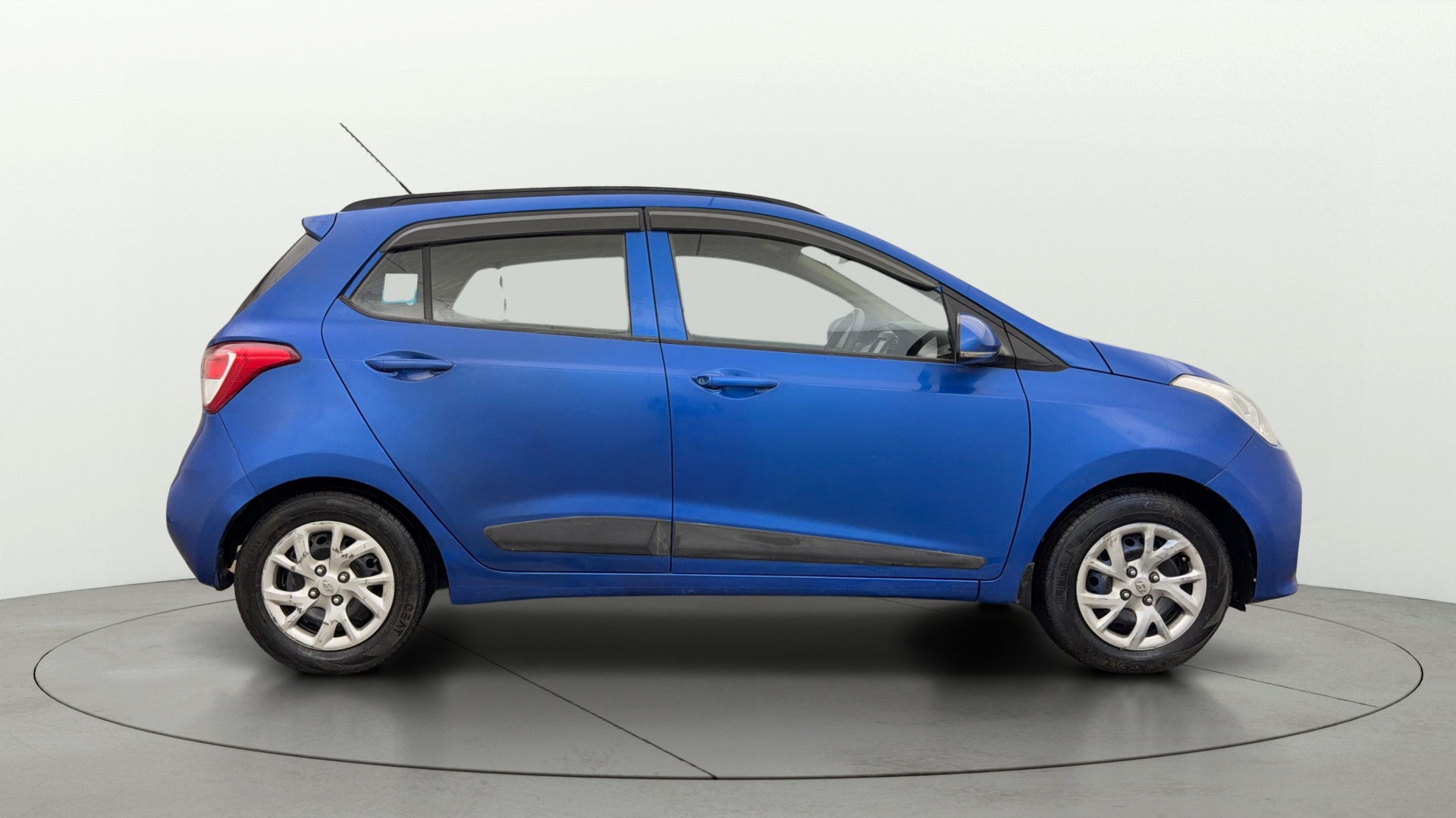 View 2018 Hyundai Grand i10 Sportz 1.2 Kappa Image 8 Used 2018 Hyundai Grand i10 Sportz 1.2 Kappa Image 8