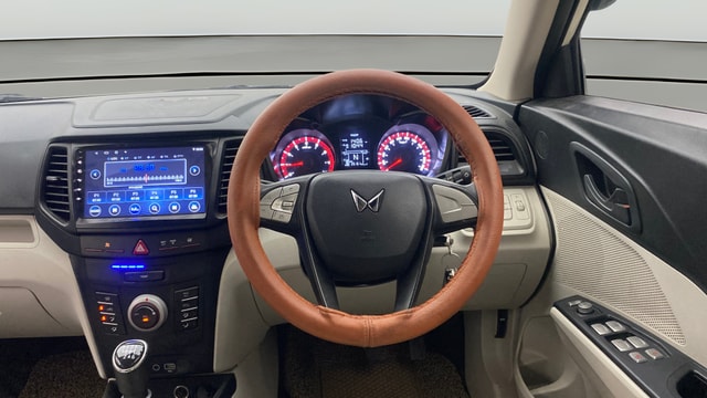 View Mahindra XUV300 Image 20 Used Mahindra XUV300 Image 20
