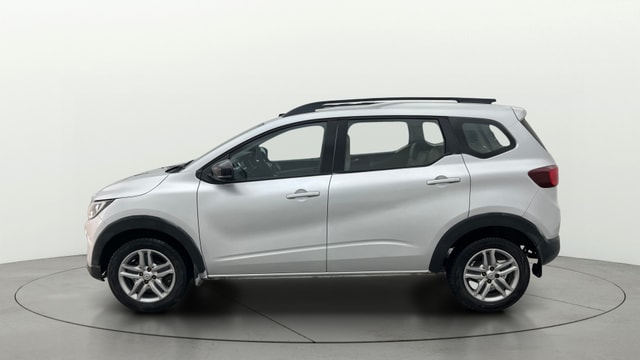 View Renault Triber Image 28 Used Renault Triber Image 28
