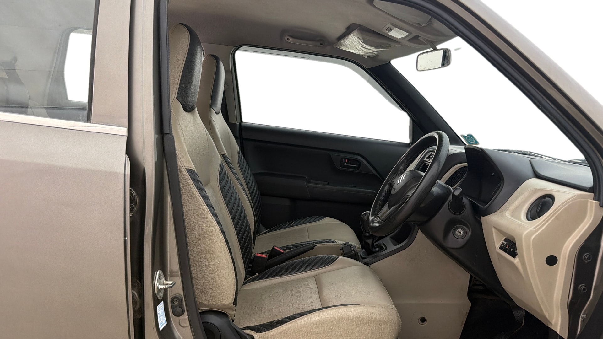 View 2021 Maruti Suzuki 1000 Base Variant Image 25 Used 2021 Maruti Suzuki 1000 Base Variant Image 25