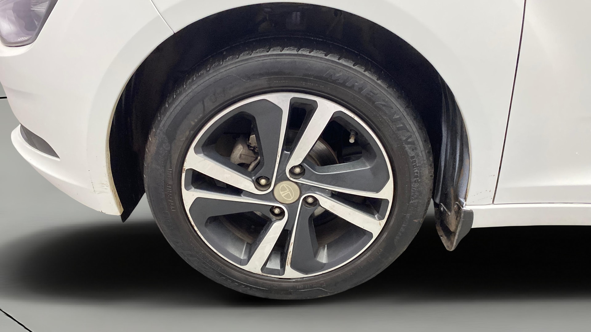 View 2020 Tata Altroz XZ Petrol Image 35 Used 2020 Tata Altroz XZ Petrol Image 35