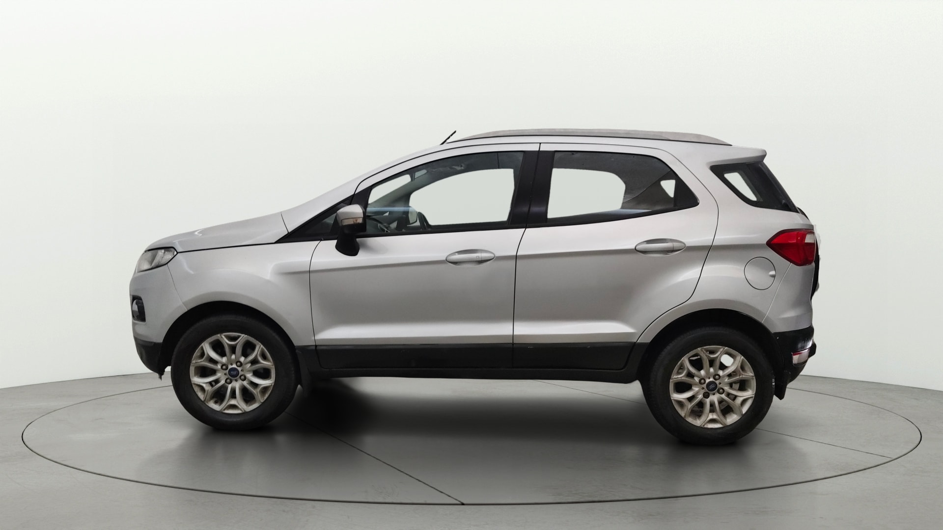 View 2016 Ford EcoSport 1.5 TDCi Diesel Ambiente BS IV Image 5 Used 2016 Ford EcoSport 1.5 TDCi Diesel Ambiente BS IV Image 5