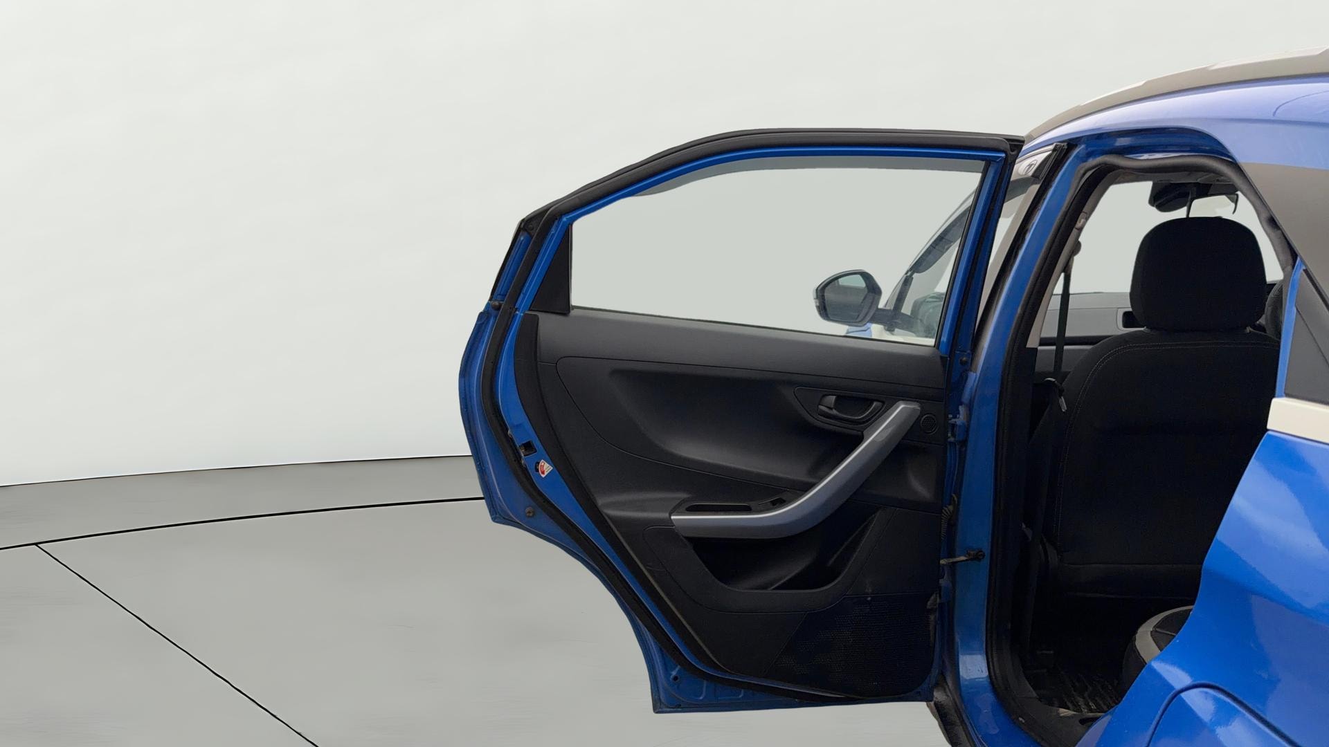 View 2020 Tata Nexon Revotron XE Image 22 Used 2020 Tata Nexon Revotron XE Image 22