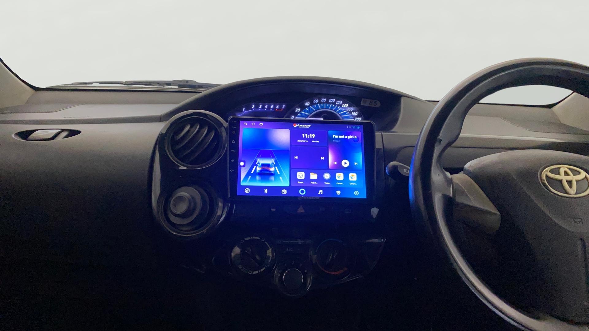 View 2017 Toyota Etios Cross 1.2 G Image 32 Used 2017 Toyota Etios Cross 1.2 G Image 32