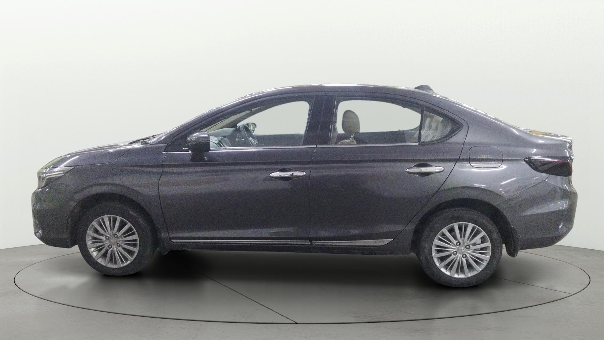 View 2020 Honda City ZX MT Diesel Anniversary Edition Image 6 Used 2020 Honda City ZX MT Diesel Anniversary Edition Image 6