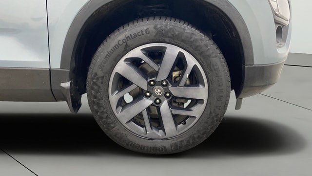 View Tata Safari Image 43 Used Tata Safari Image 43