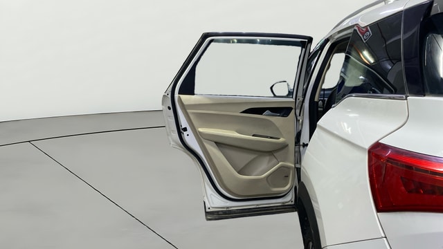 View MG Hector Image 15 Used MG Hector Image 15