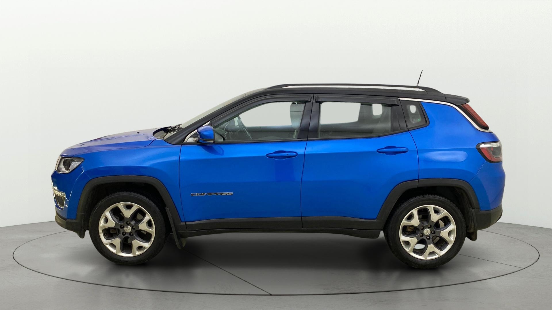 View 2018 Jeep Compass Limited Plus AT Image 5 Used 2018 Jeep Compass Limited Plus AT Image 5