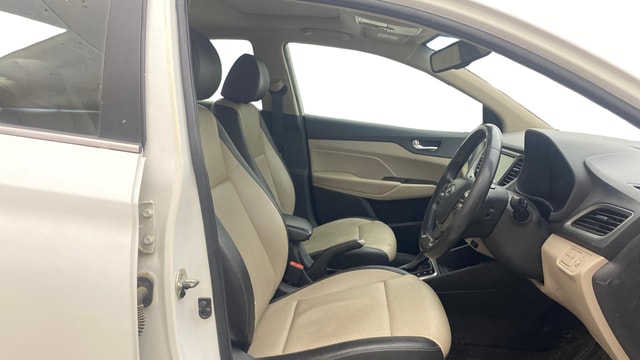 View Hyundai Verna Image 27 Used Hyundai Verna Image 27