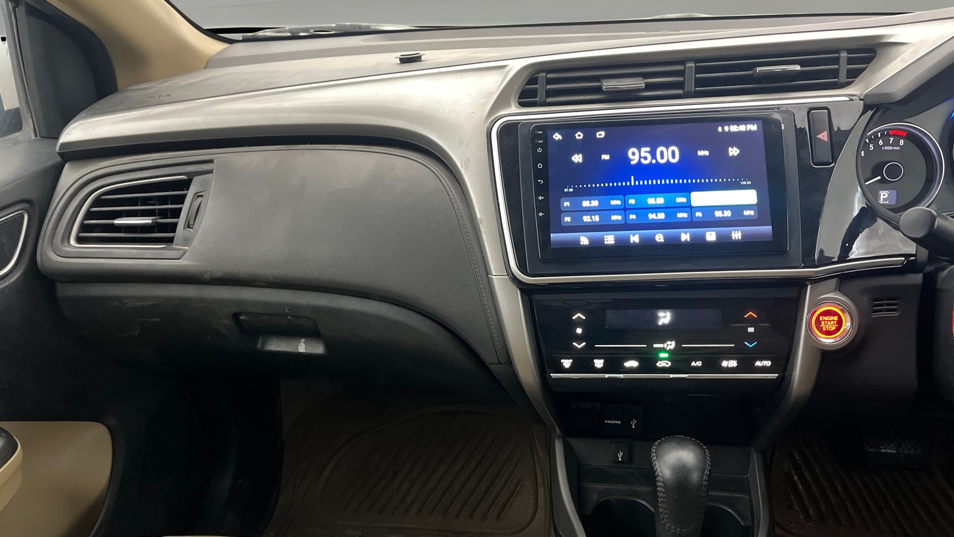 View 2017 Honda City ZX CVT Image 17 Used 2017 Honda City ZX CVT Image 17