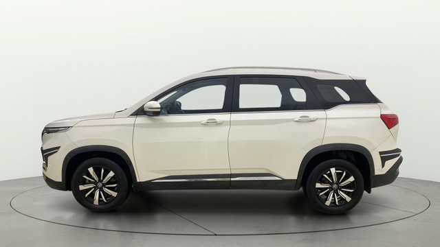 View MG Hector Image 27 Used MG Hector Image 27