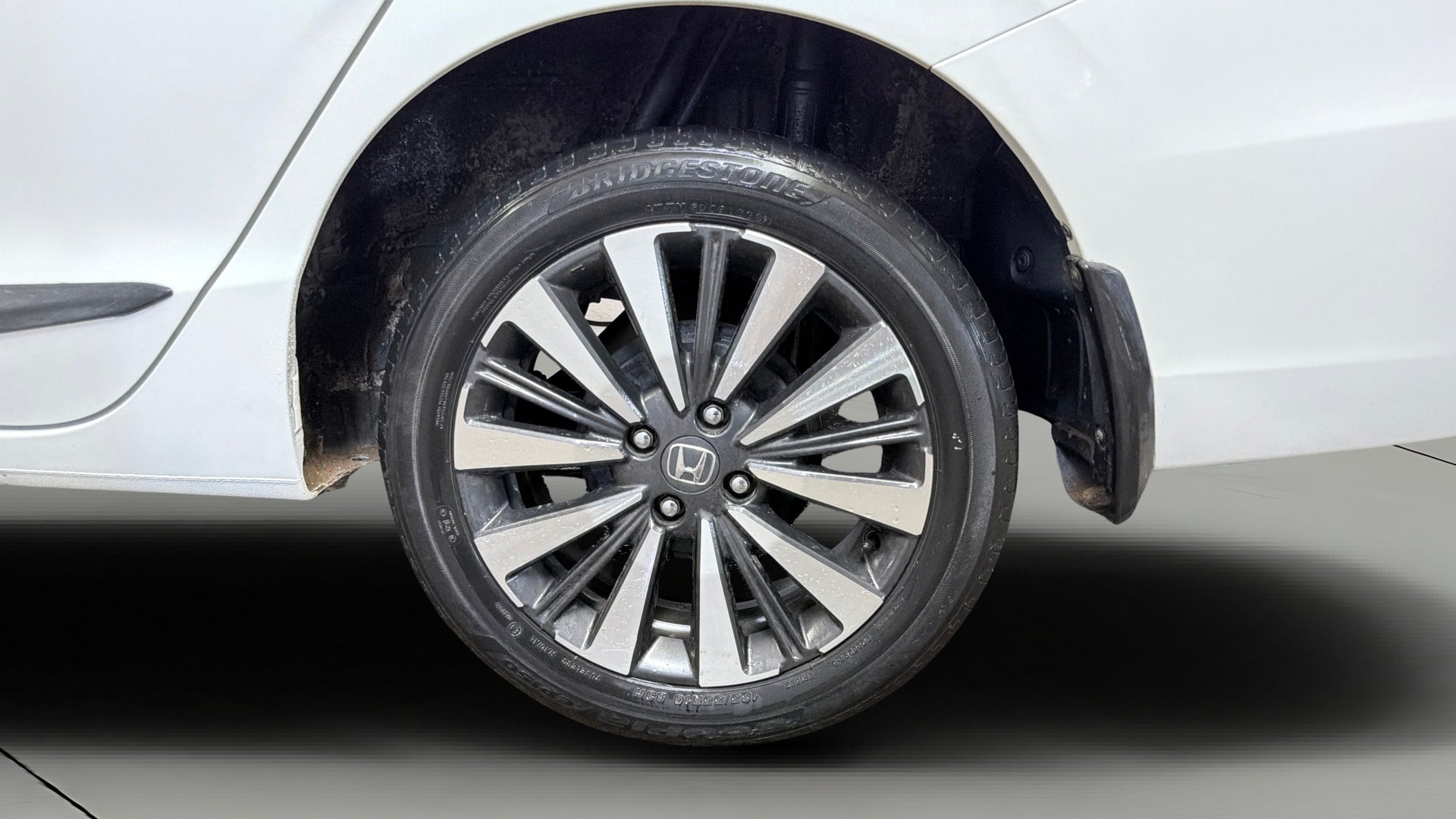 View 2023 Honda City ZX CVT Image 12 Used 2023 Honda City ZX CVT Image 12