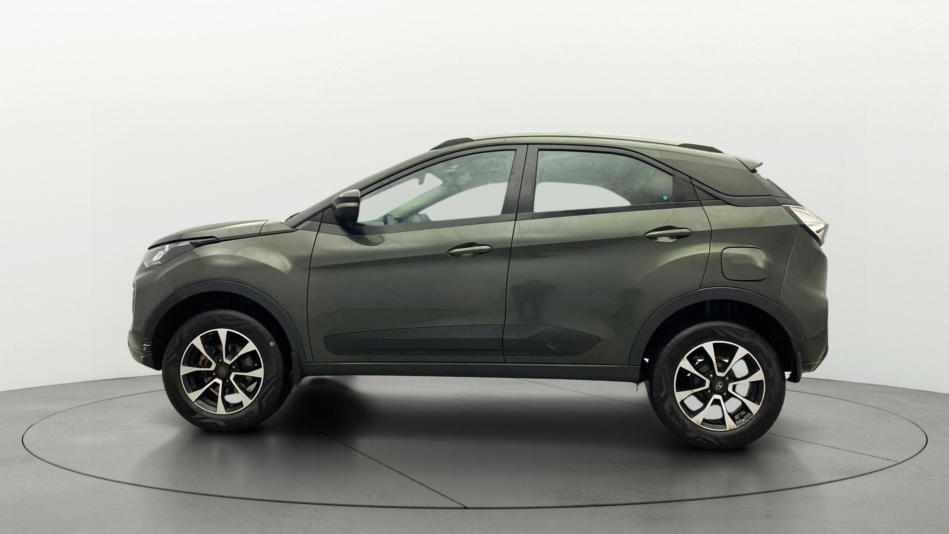 View 2020 Tata Nexon Revotron XE Image 5 Used 2020 Tata Nexon Revotron XE Image 5