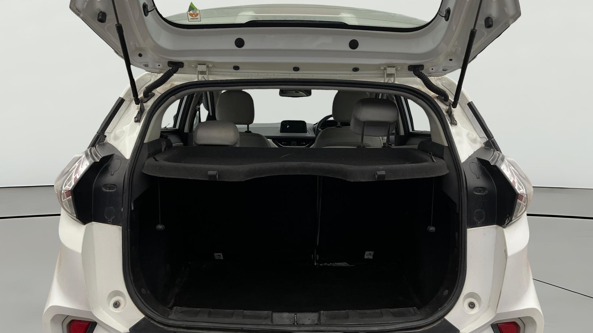 View 2023 Tata Nexon Revotron XE Image 40 Used 2023 Tata Nexon Revotron XE Image 40