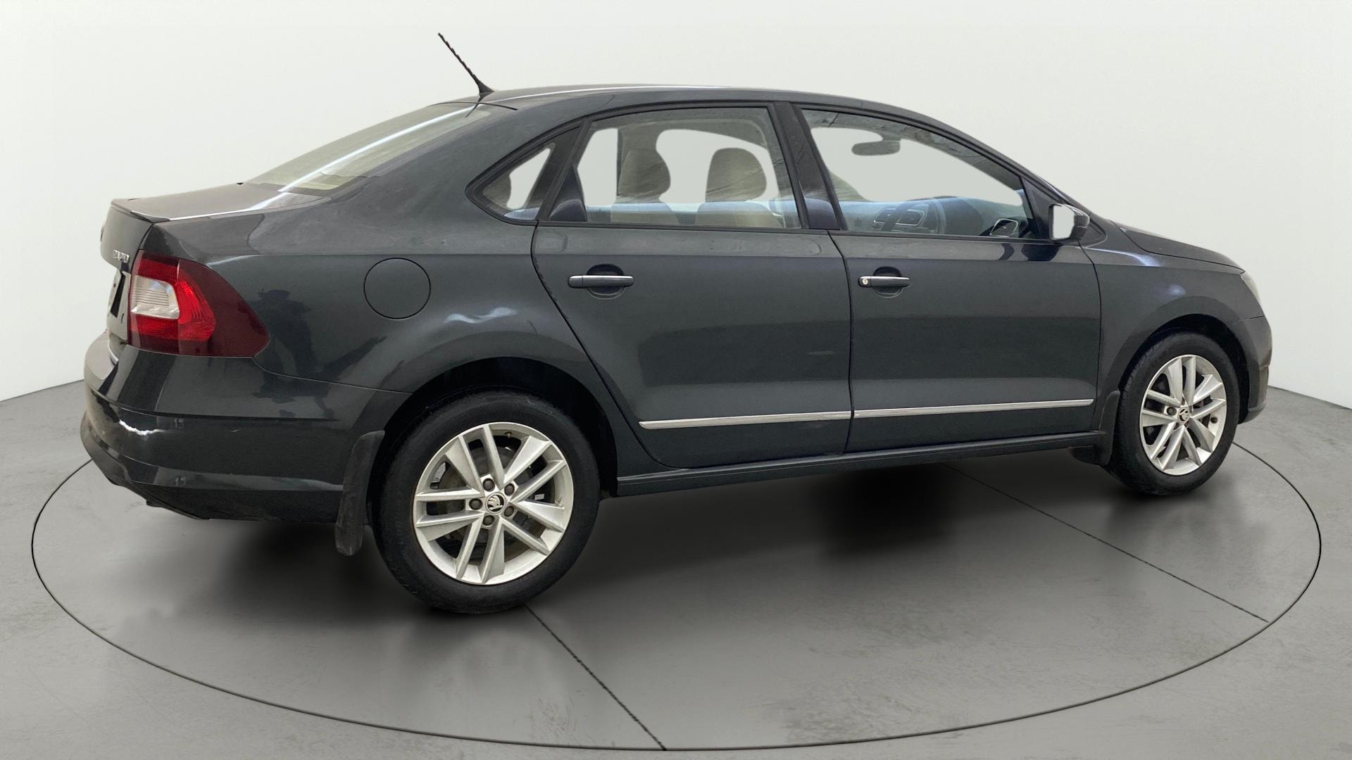 View 2019 Skoda Rapid 1.6 MPI Style Petrol BS IV Image 42 Used 2019 Skoda Rapid 1.6 MPI Style Petrol BS IV Image 42