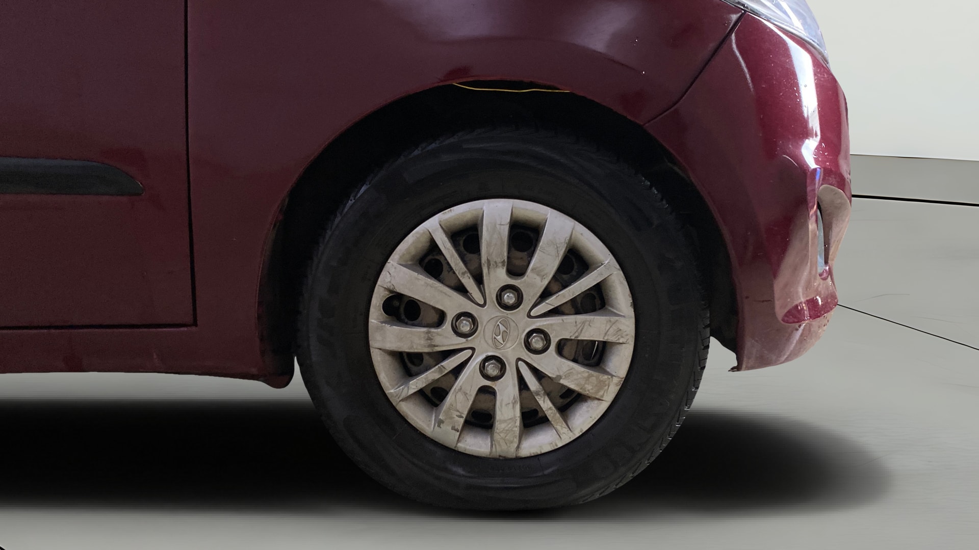 View 2014 Hyundai i10 1.2 Asta MT Image 39 Used 2014 Hyundai i10 1.2 Asta MT Image 39