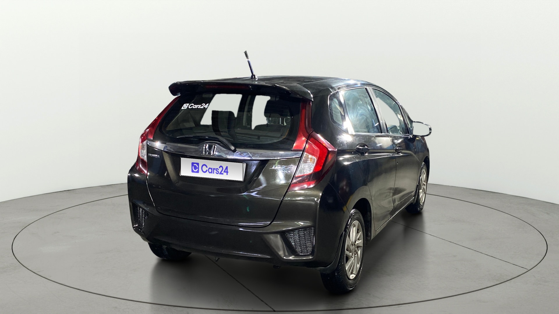 View 2015 Honda Jazz E MT Diesel Image 43 Used 2015 Honda Jazz E MT Diesel Image 43