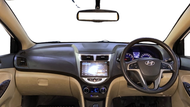 View Hyundai Verna Image 15 Used Hyundai Verna Image 15