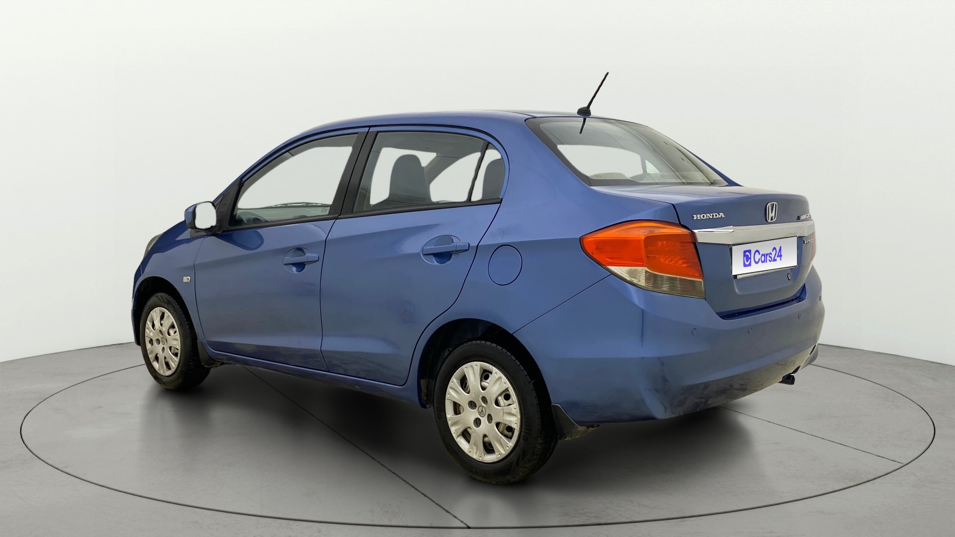 View 2013 Honda Amaze E MT Petrol BS IV Image 2 Used 2013 Honda Amaze E MT Petrol BS IV Image 2