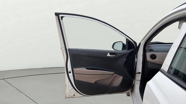 View Hyundai Grand i10 Image 31 Used Hyundai Grand i10 Image 31