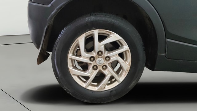View Mahindra XUV300 Image 25 Used Mahindra XUV300 Image 25