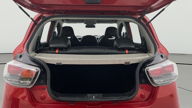 View Mahindra KUV100 Image 38 Used Mahindra KUV100 Image 38