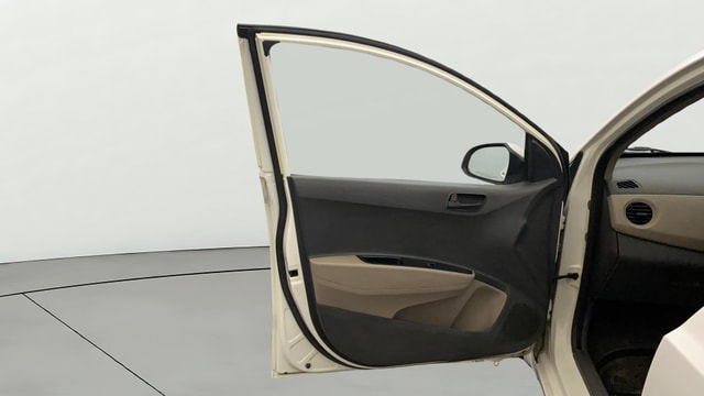 View Hyundai Grand i10 Image 36 Used Hyundai Grand i10 Image 36