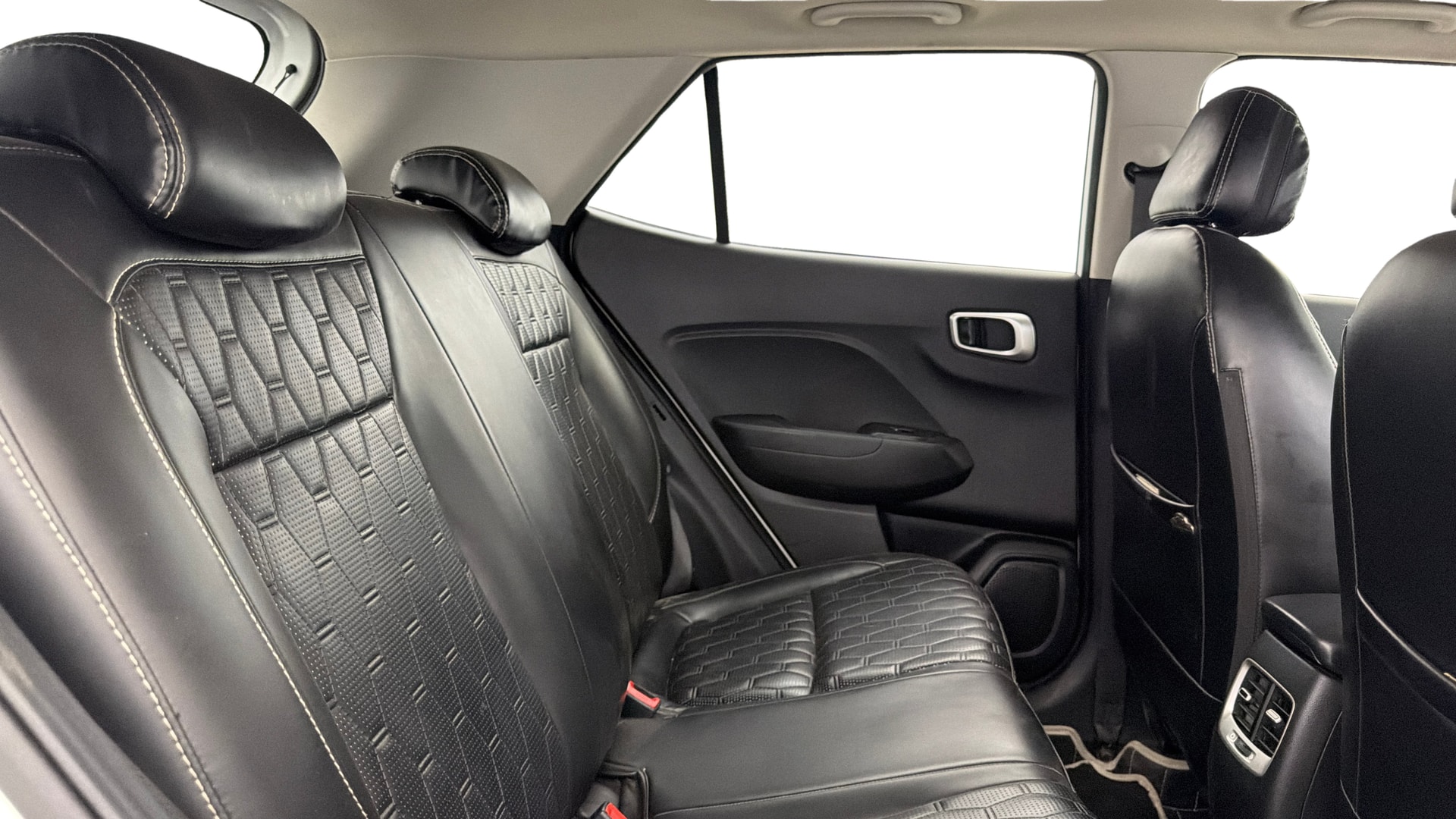 View 2020 Hyundai Venue SX 1.0 iMT Petrol Image 31 Used 2020 Hyundai Venue SX 1.0 iMT Petrol Image 31