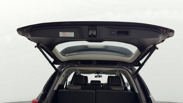View Toyota Fortuner Image 33 Used Toyota Fortuner Image 33
