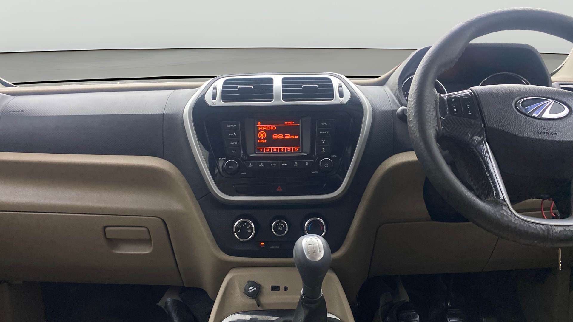 Used 2018 Mahindra TUV300 Used 2018 Mahindra TUV300