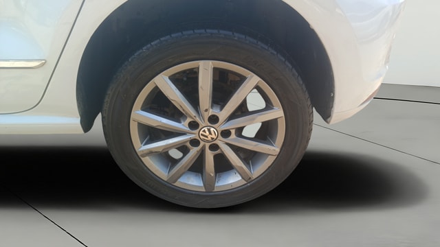 View Volkswagen Polo Image 12 Used Volkswagen Polo Image 12