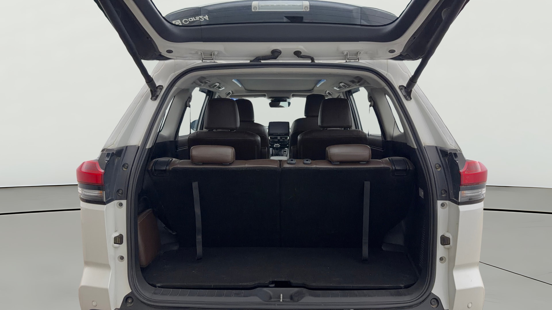 Used 2024 Toyota Innova Hycross Used 2024 Toyota Innova Hycross