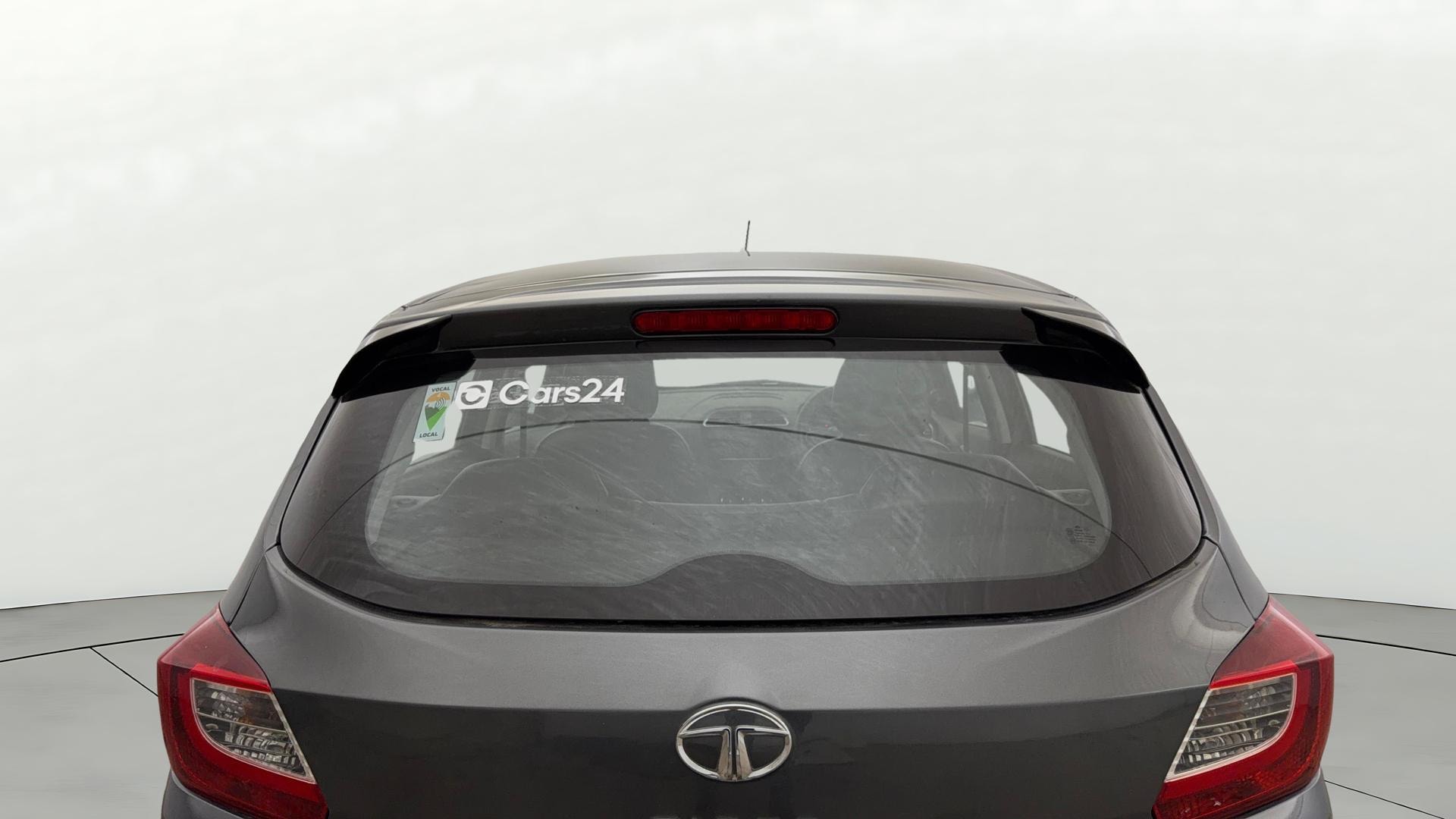 View 2023 Tata Tiago Revotorq XB Image 4 Used 2023 Tata Tiago Revotorq XB Image 4