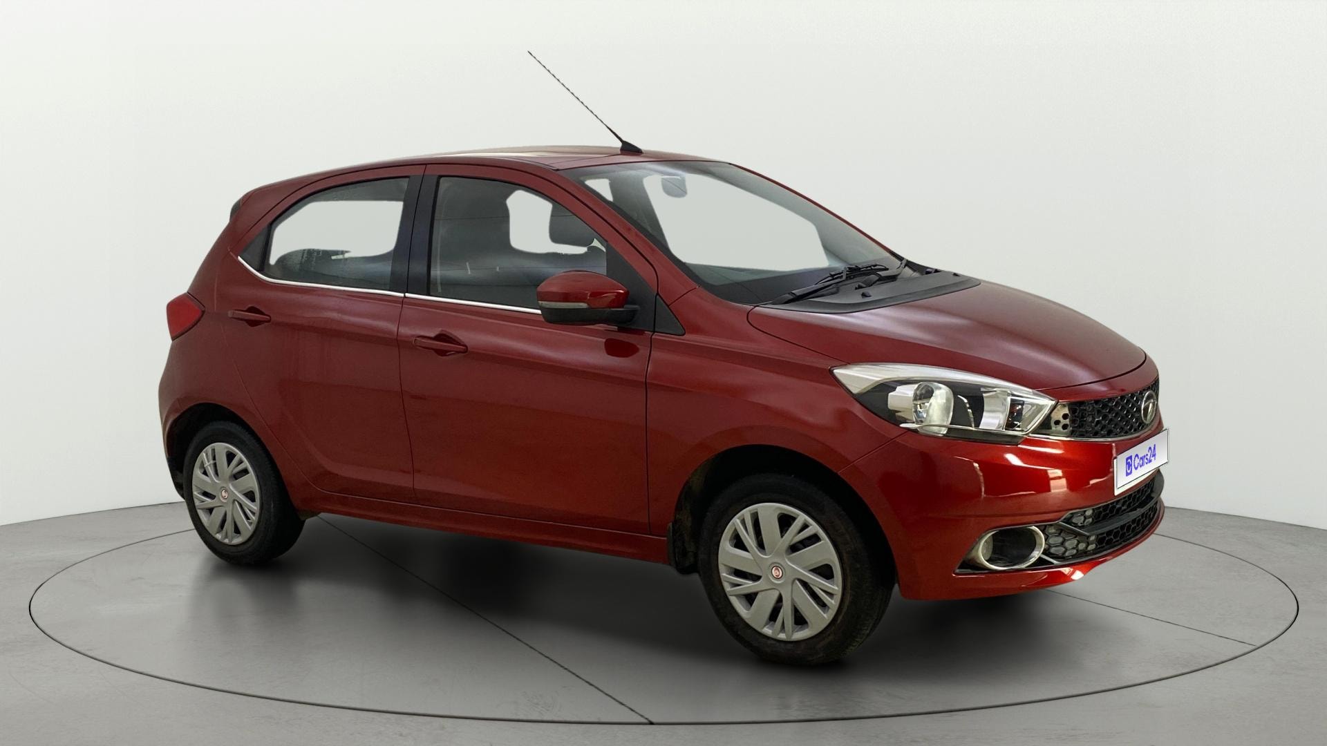 View 2017 Tata Tiago Revotorq XB Image 35 Used 2017 Tata Tiago Revotorq XB Image 35
