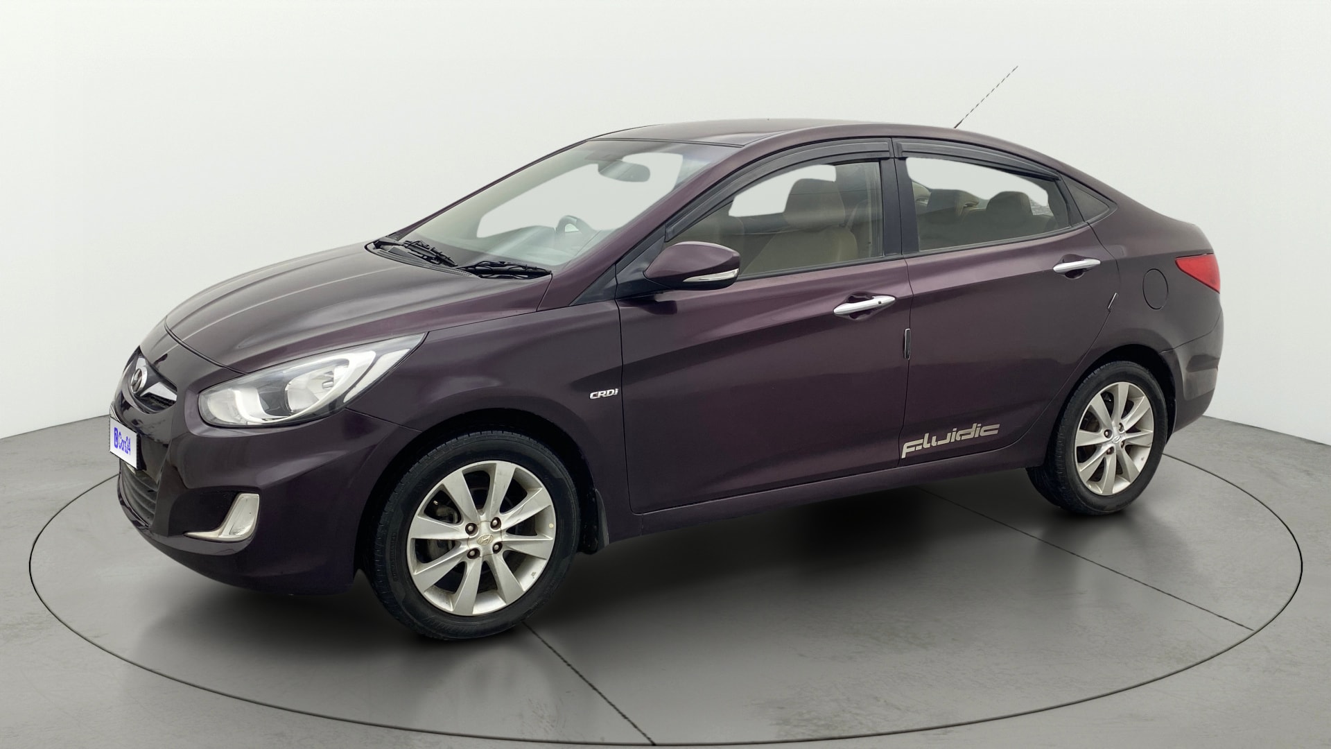 View 2013 Hyundai Fluidic Verna 1.6 CRDI SX AT Image 37 Used 2013 Hyundai Fluidic Verna 1.6 CRDI SX AT Image 37
