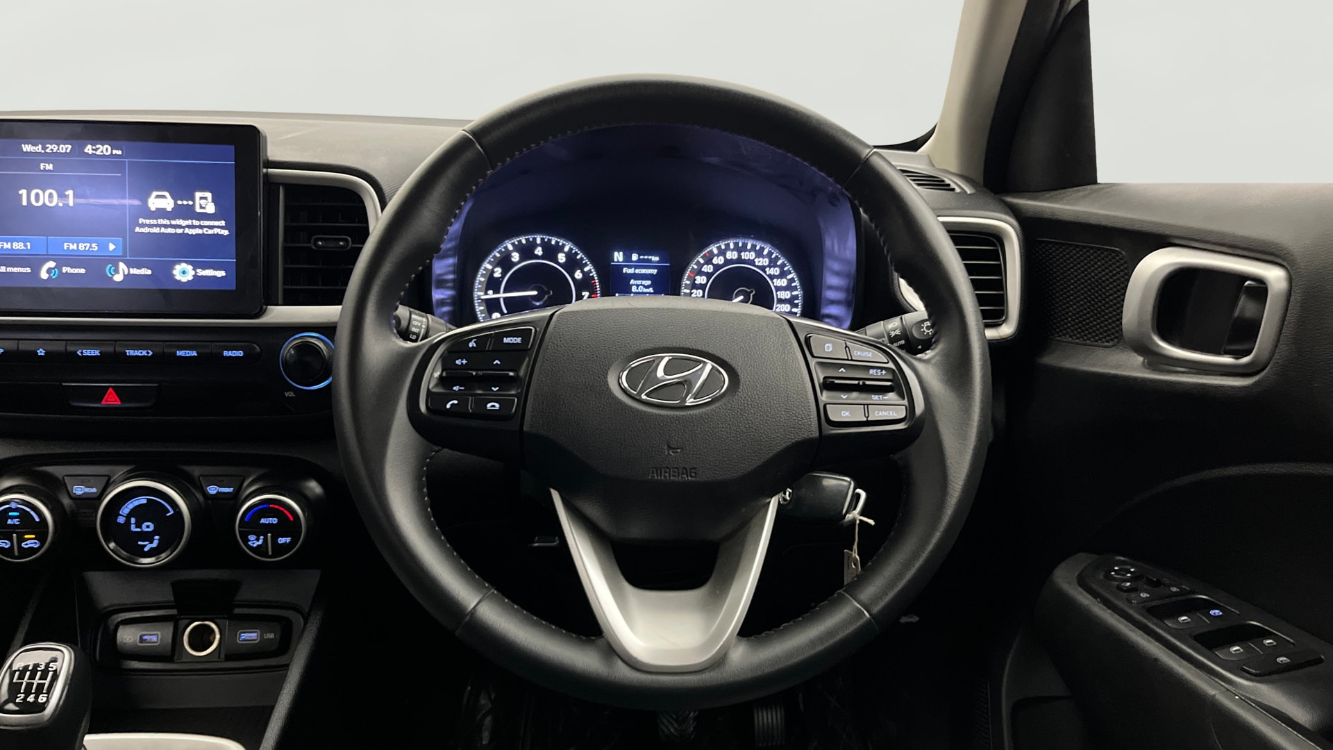 Used 2022 Hyundai Venue Used 2022 Hyundai Venue
