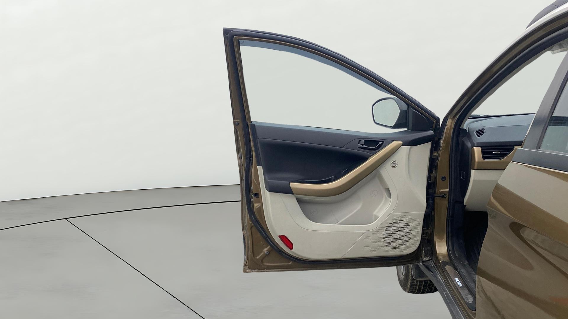 View 2022 Tata Nexon Revotron XE Image 32 Used 2022 Tata Nexon Revotron XE Image 32