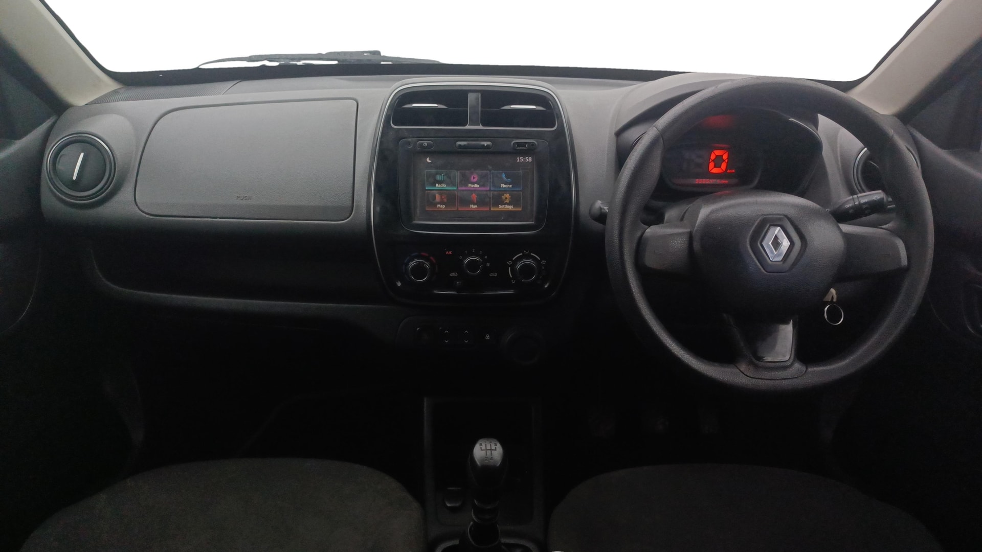 View 2017 Renault Kwid RXT 1.0 Image 28 Used 2017 Renault Kwid RXT 1.0 Image 28
