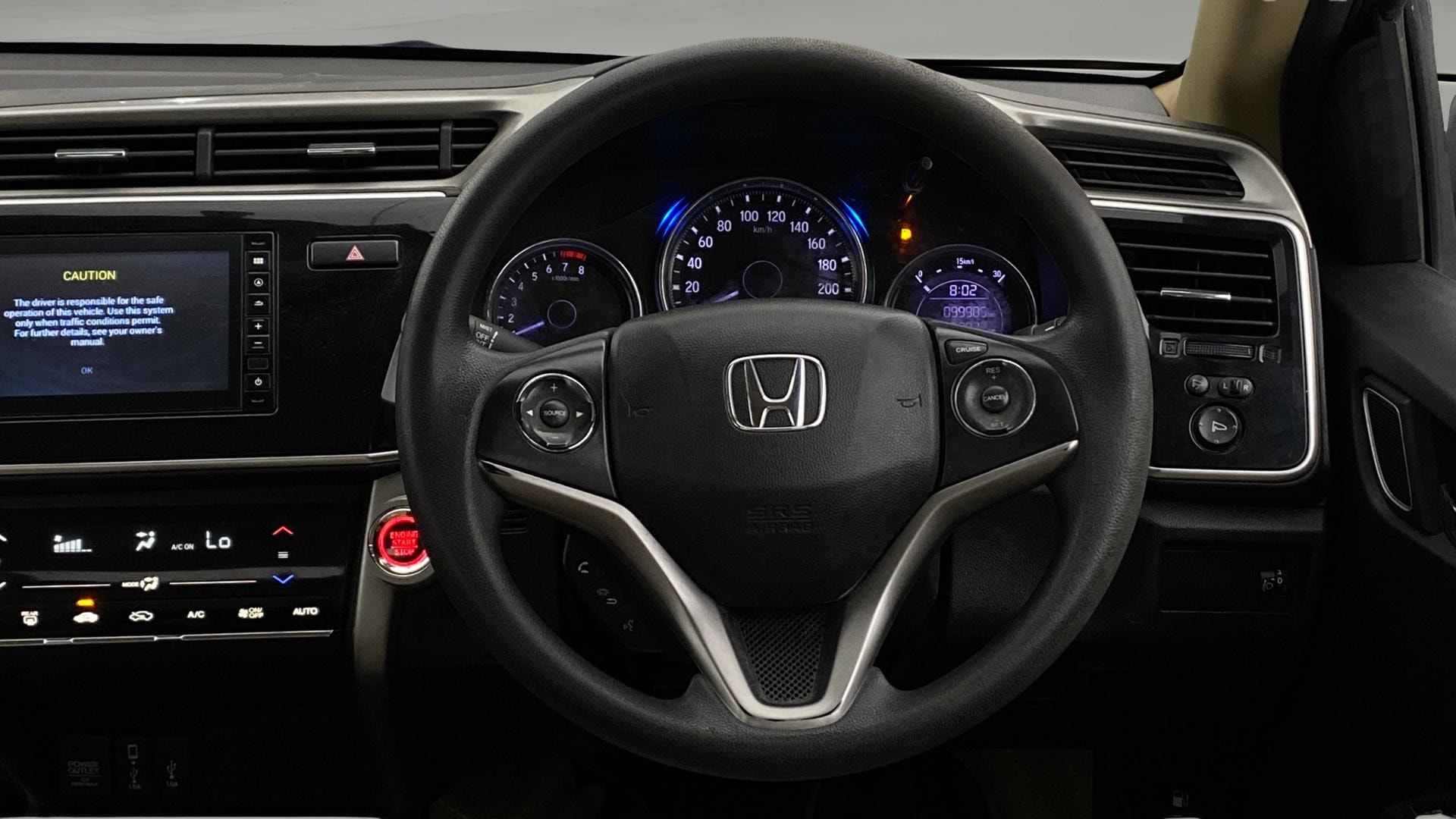 View 2021 Honda City ZX MT Diesel Anniversary Edition Image 21 Used 2021 Honda City ZX MT Diesel Anniversary Edition Image 21