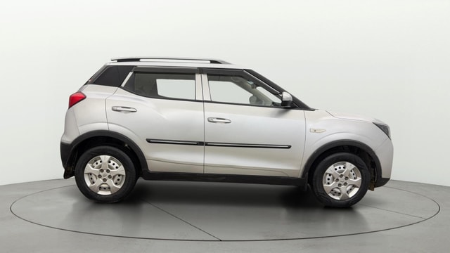 View Mahindra XUV300 Image 8 Used Mahindra XUV300 Image 8