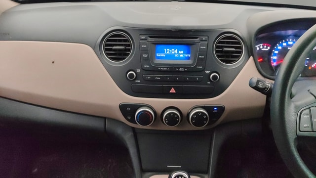 View Hyundai Xcent Image 17 Used Hyundai Xcent Image 17