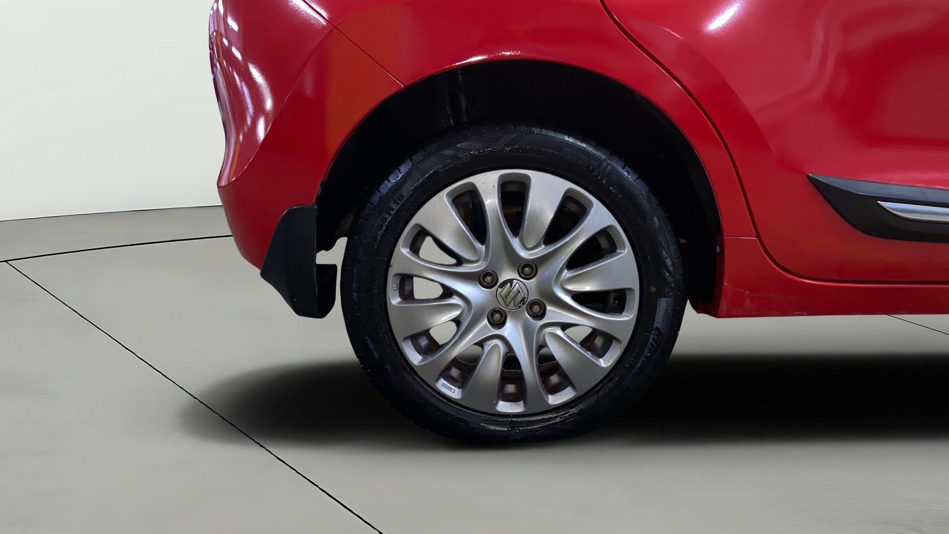 View 2016 Maruti Suzuki 1000 Base Variant Image 24 Used 2016 Maruti Suzuki 1000 Base Variant Image 24