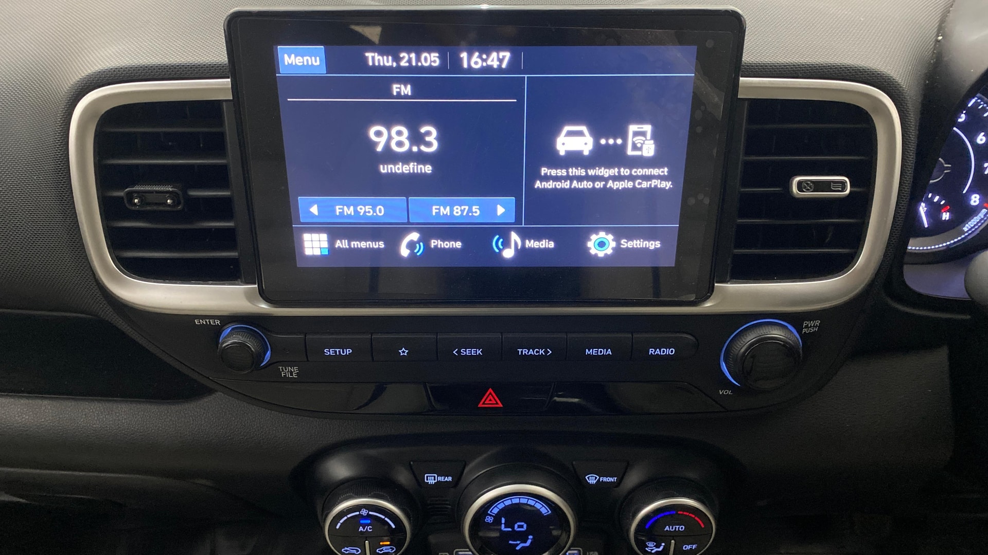 Used 2021 Hyundai Venue Used 2021 Hyundai Venue