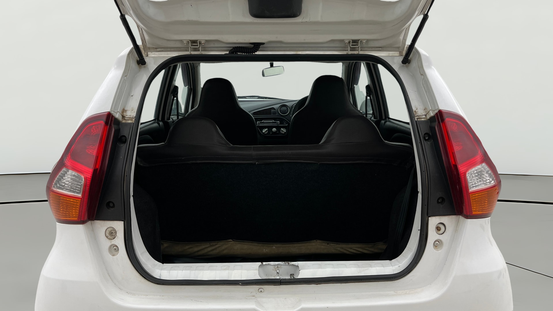 View 2018 Datsun Redi GO T(O)-0.8L BS IV Image 36 Used 2018 Datsun Redi GO T(O)-0.8L BS IV Image 36