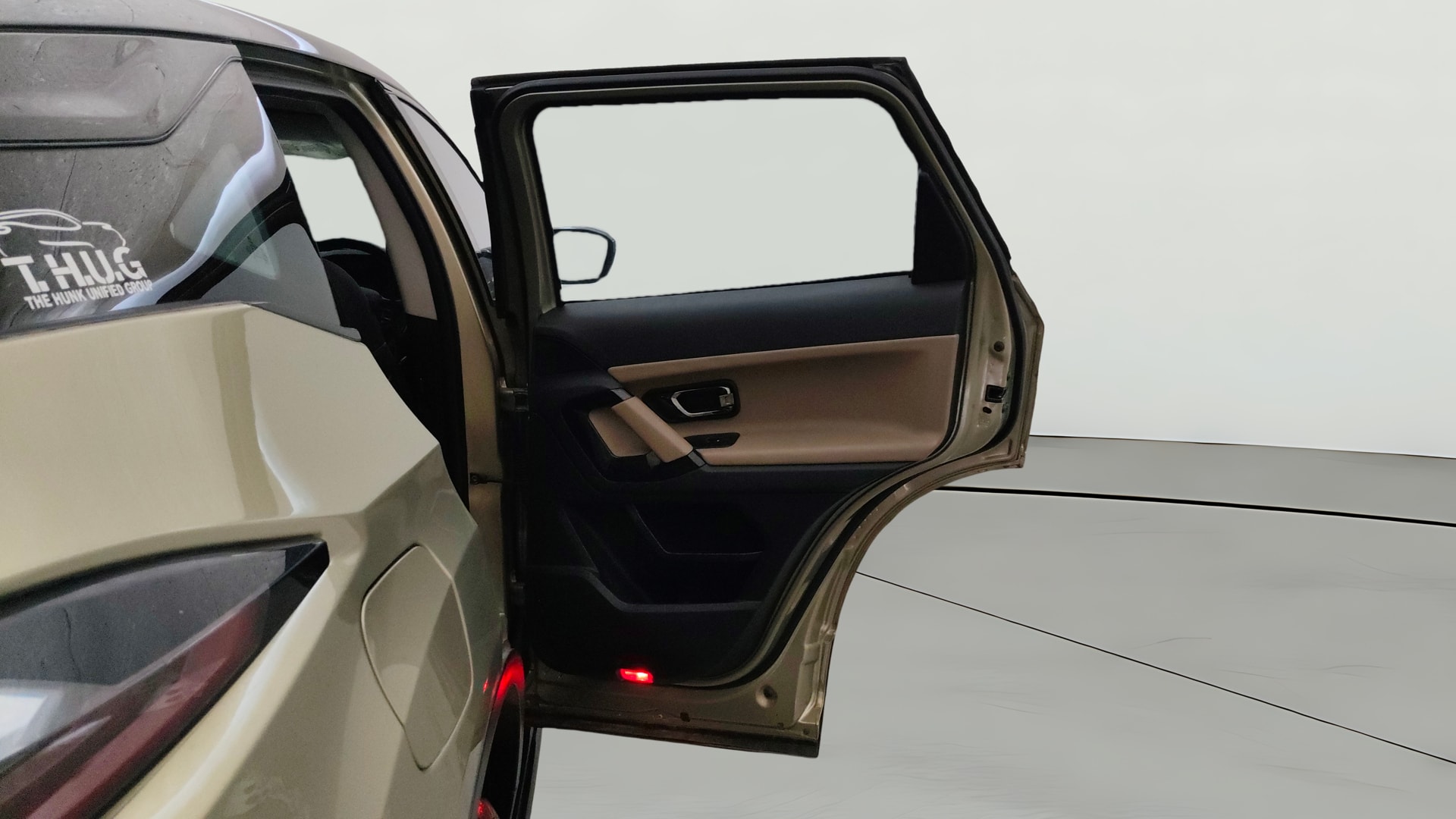 View 2022 Tata Harrier XE Image 8 Used 2022 Tata Harrier XE Image 8