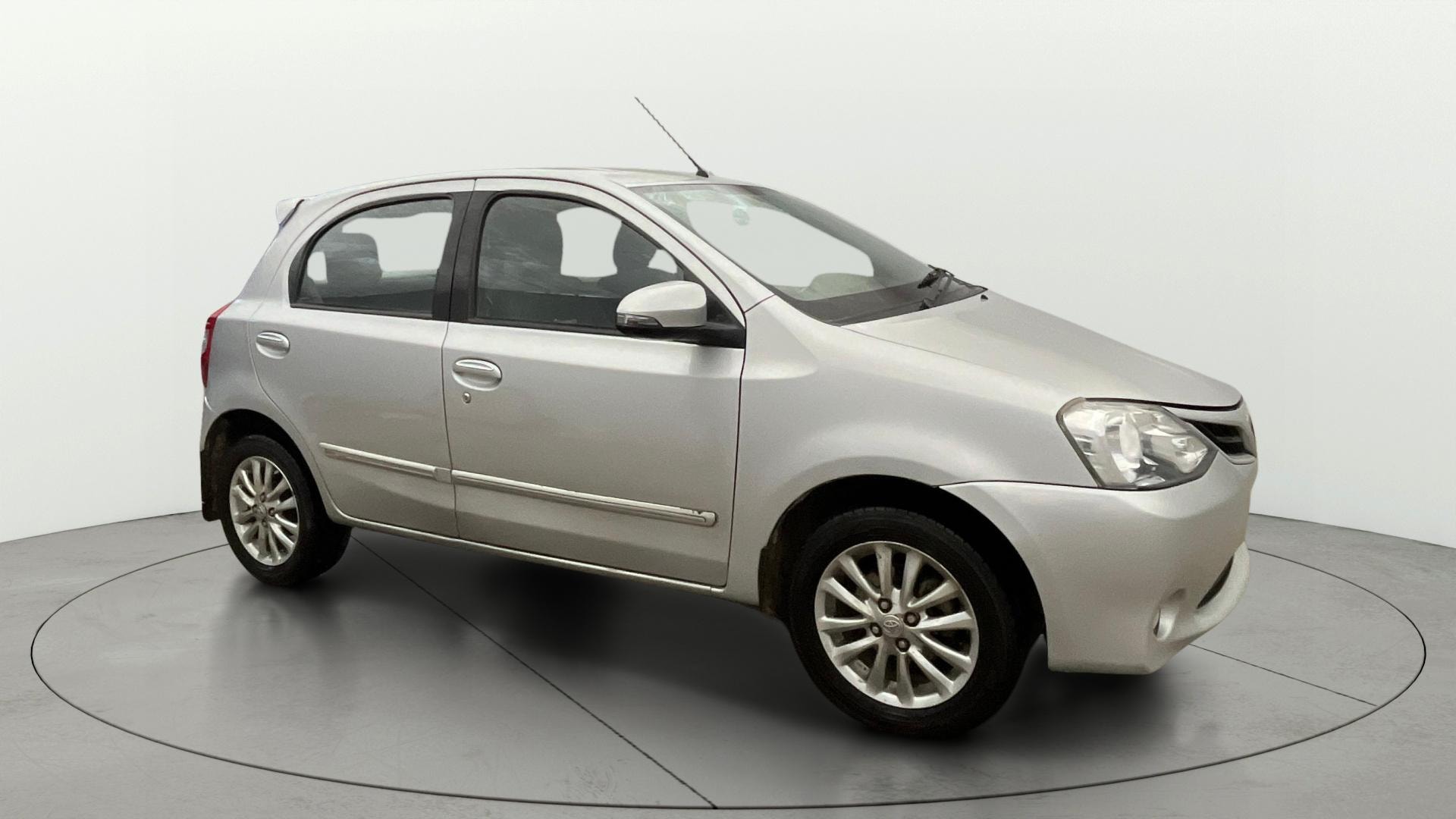 View 2015 Toyota Etios VX Image 35 Used 2015 Toyota Etios VX Image 35