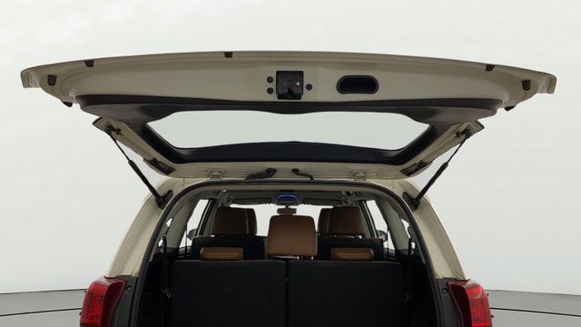 View Toyota Innova Crysta Image 18 Used Toyota Innova Crysta Image 18